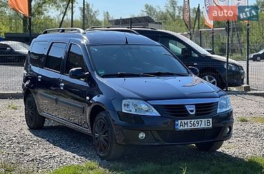 Седан Dacia Logan 2010 в Бердичеве
