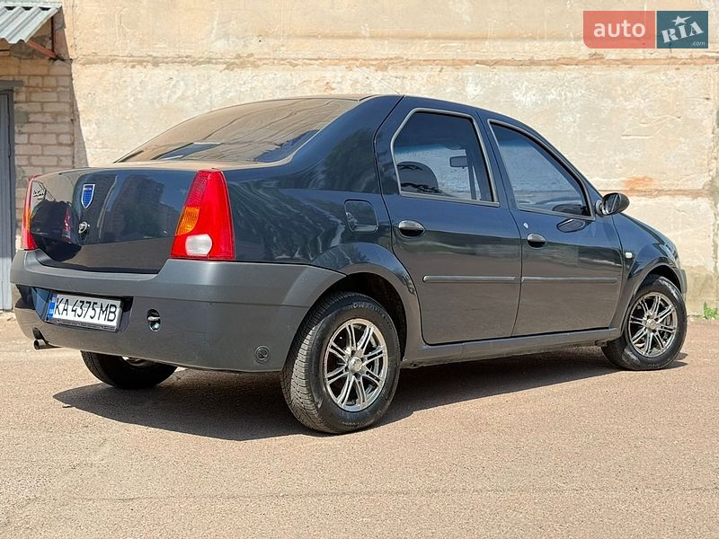 Седан Dacia Logan 2006 в Киеве