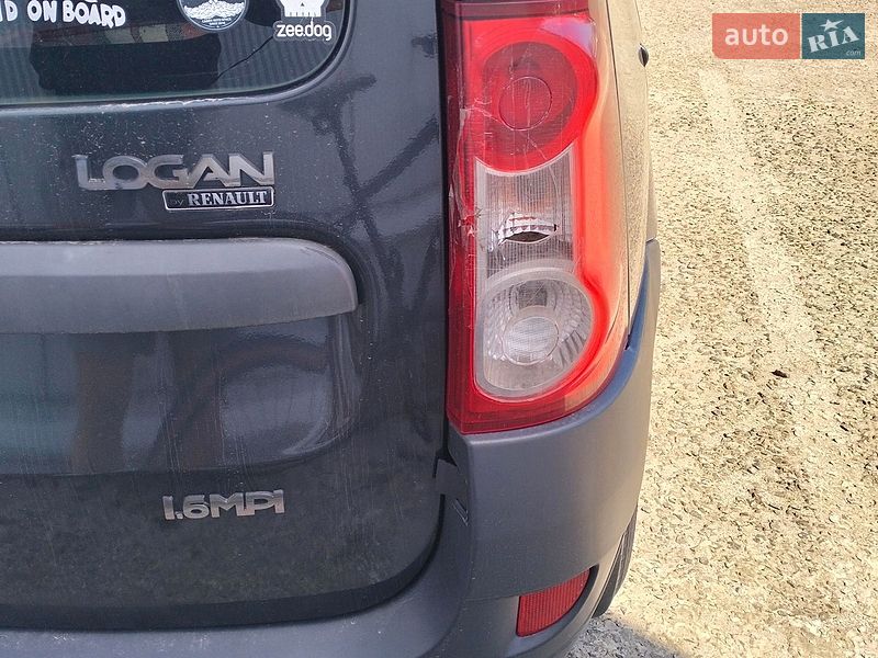 Седан Dacia Logan 2008 в Києві