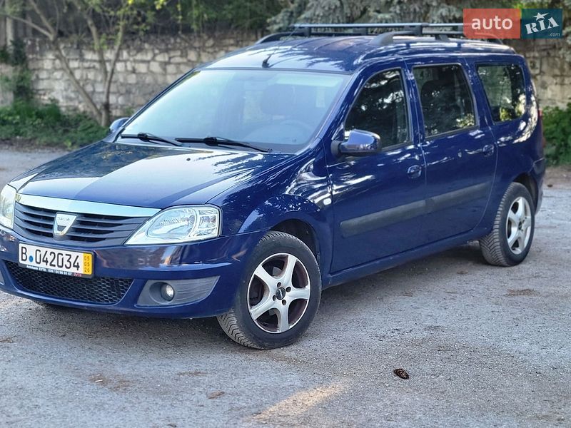Седан Dacia Logan 2009 в Збараже