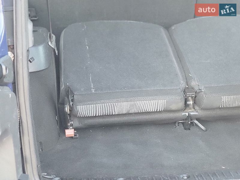 Седан Dacia Logan 2009 в Збараже