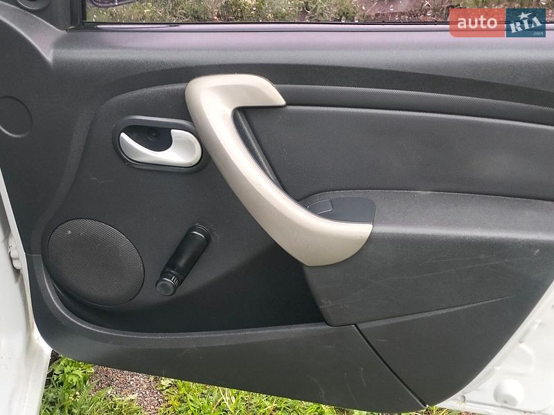 Седан Dacia Logan 2007 в Ровно фото 7 Седан Dacia Logan 2007 в Ровно