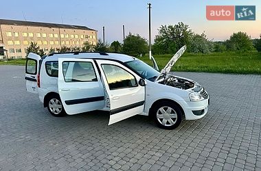 Седан Dacia Logan 2009 в Теплике