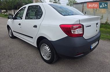Седан Dacia Logan 2015 в Каменском