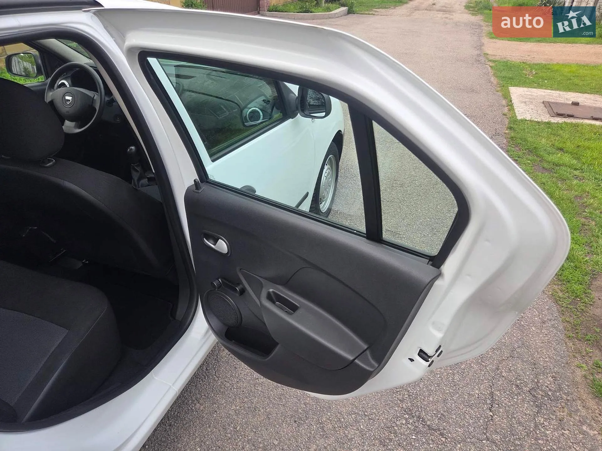 2015 Dacia Logan - мініатюра 21