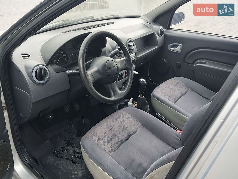 Седан Dacia Logan 2007 в Виннице