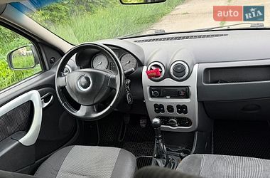 Седан Dacia Logan 2008 в Золотоноші