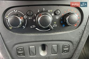 Седан Dacia Logan 2015 в Белой Церкви