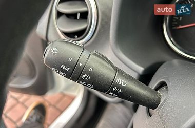 Седан Dacia Logan 2015 в Белой Церкви
