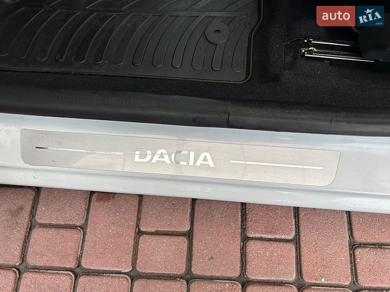 Седан Dacia Logan 2015 в Белой Церкви