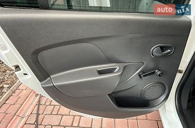 Седан Dacia Logan 2015 в Белой Церкви