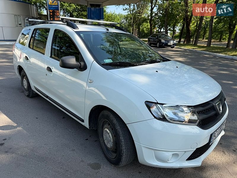 Седан Dacia Logan 2014 в Львове