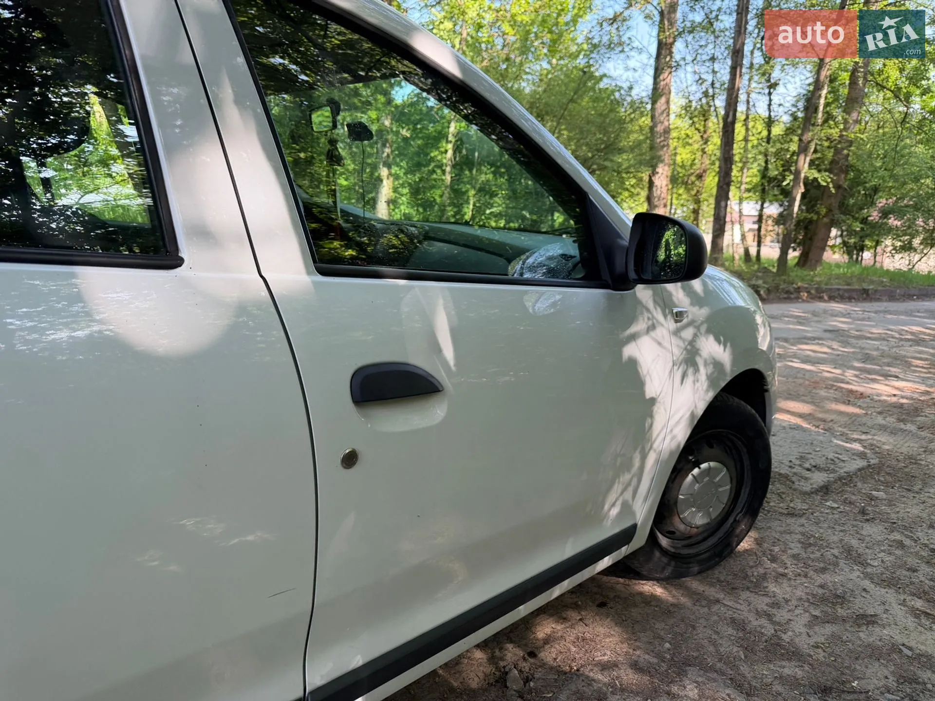 2014 Dacia Logan - мініатюра 28