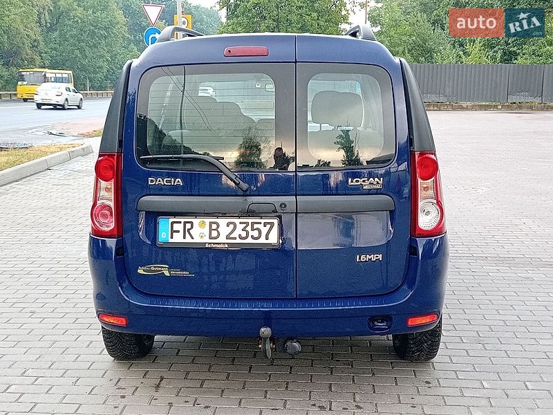 Седан Dacia Logan 2009 в Тернополе