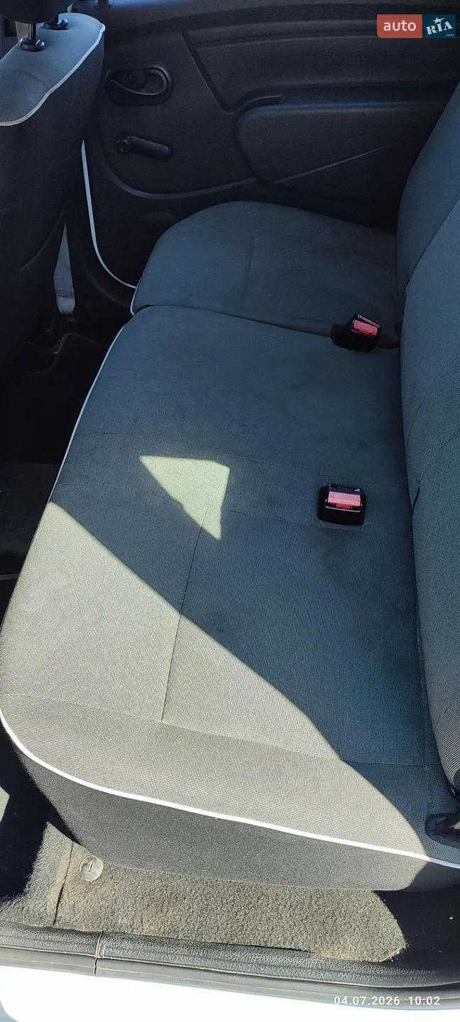 2012 Dacia Logan - мініатюра 9