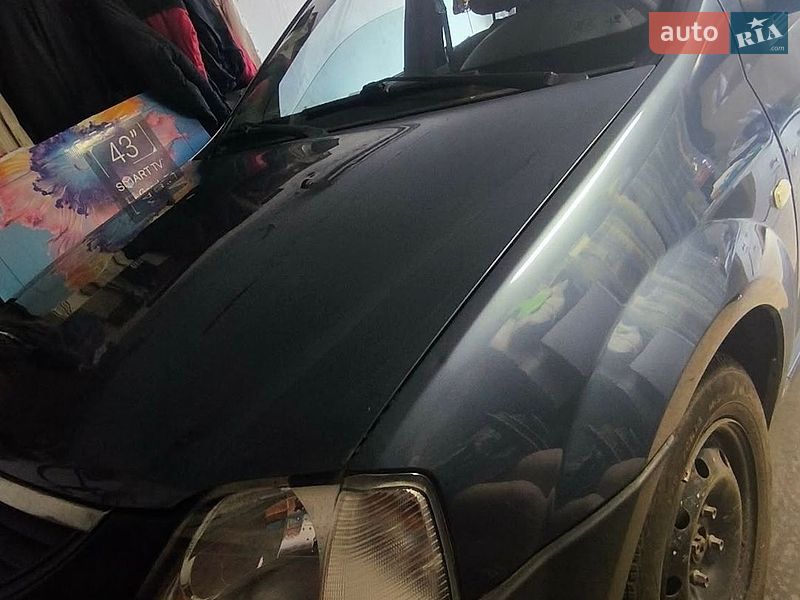 Седан Dacia Logan 2007 в Мукачевому