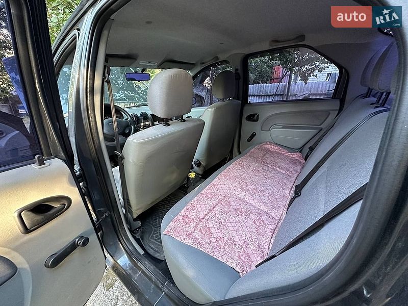 Седан Dacia Logan 2008 в Харкові фото 12 Седан Dacia Logan 2008 в Харкові