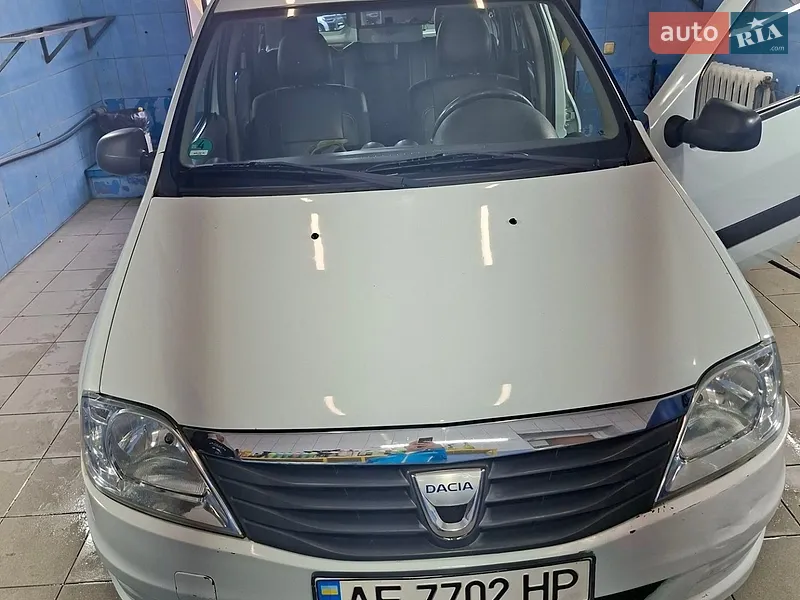 Dacia Logan