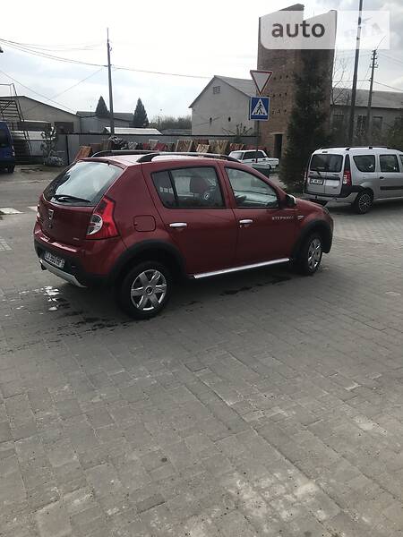 Хетчбек Dacia Sandero StepWay 2012 в Дубні фото 7 Хетчбек Dacia Sandero StepWay 2012 в Дубні