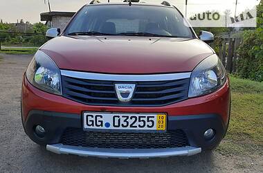 Внедорожник / Кроссовер Dacia Sandero StepWay 2012 в Кривом Роге