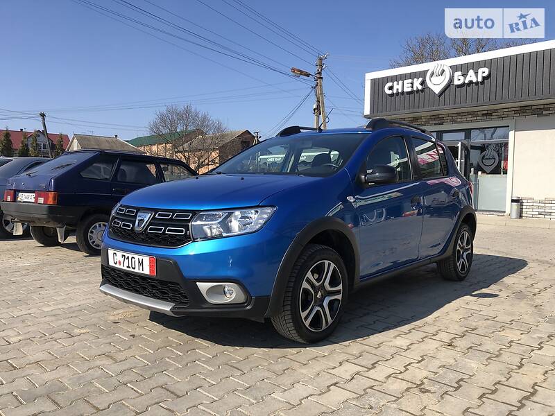 Хэтчбек Dacia Sandero StepWay 2018 в Черновцах