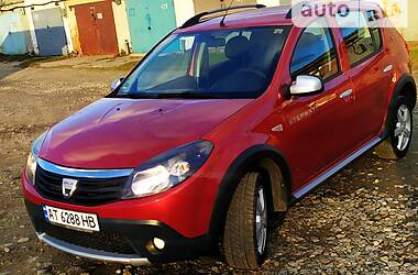 Хэтчбек Dacia Sandero StepWay 2010 в Ивано-Франковске