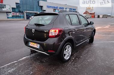 Хэтчбек Dacia Sandero StepWay 2013 в Ковеле