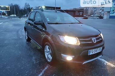 Хэтчбек Dacia Sandero StepWay 2013 в Ковеле