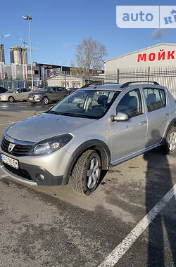 Хэтчбек Dacia Sandero StepWay 2010 в Киеве