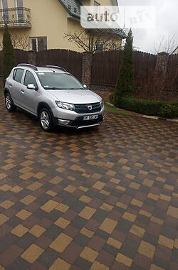 Хэтчбек Dacia Sandero StepWay 2014 в Ковеле