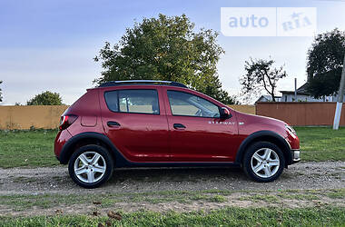 Внедорожник / Кроссовер Dacia Sandero StepWay 2013 в Черновцах