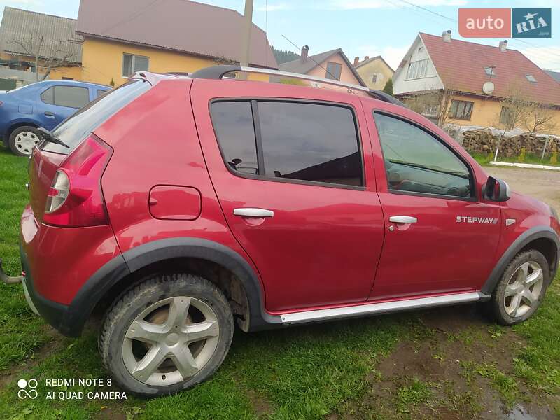 Хетчбек Dacia Sandero StepWay 2012 в Ужгороді
