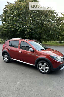 Позашляховик / Кросовер Dacia Sandero StepWay 2010 в Івано-Франківську
