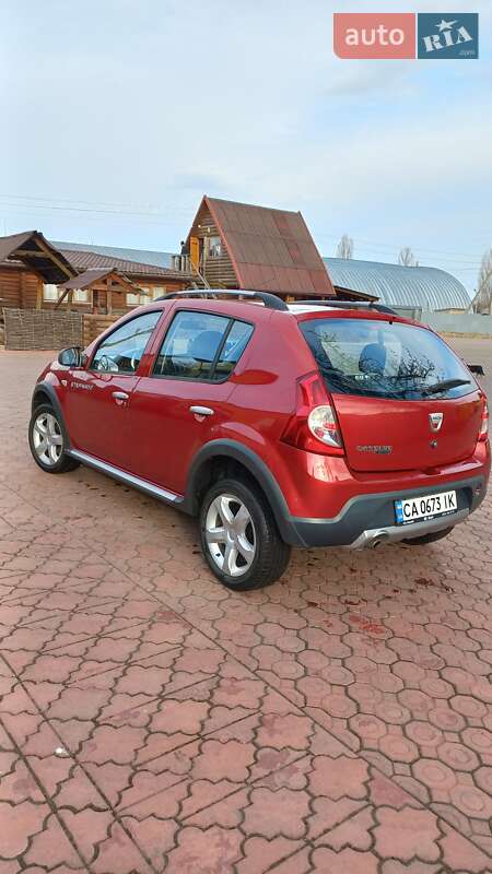 Внедорожник / Кроссовер Dacia Sandero StepWay 2010 в Ольшанке фото 4 Внедорожник / Кроссовер Dacia Sandero StepWay 2010 в Ольшанке