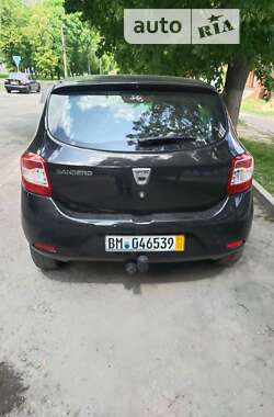 Позашляховик / Кросовер Dacia Sandero StepWay 2013 в Ромнах