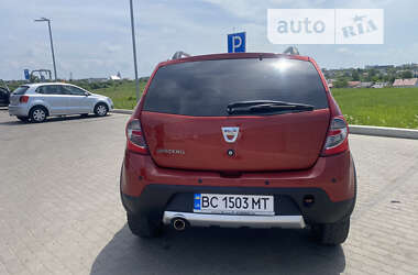 Внедорожник / Кроссовер Dacia Sandero StepWay 2012 в Львове