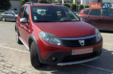 Внедорожник / Кроссовер Dacia Sandero StepWay 2011 в 