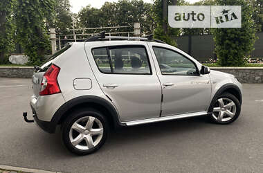 Внедорожник / Кроссовер Dacia Sandero StepWay 2012 в Виннице