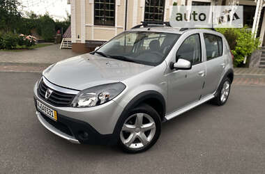 Внедорожник / Кроссовер Dacia Sandero StepWay 2012 в Виннице