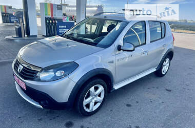 Позашляховик / Кросовер Dacia Sandero StepWay 2012 в Дніпрі