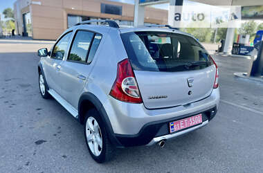 Позашляховик / Кросовер Dacia Sandero StepWay 2012 в Дніпрі