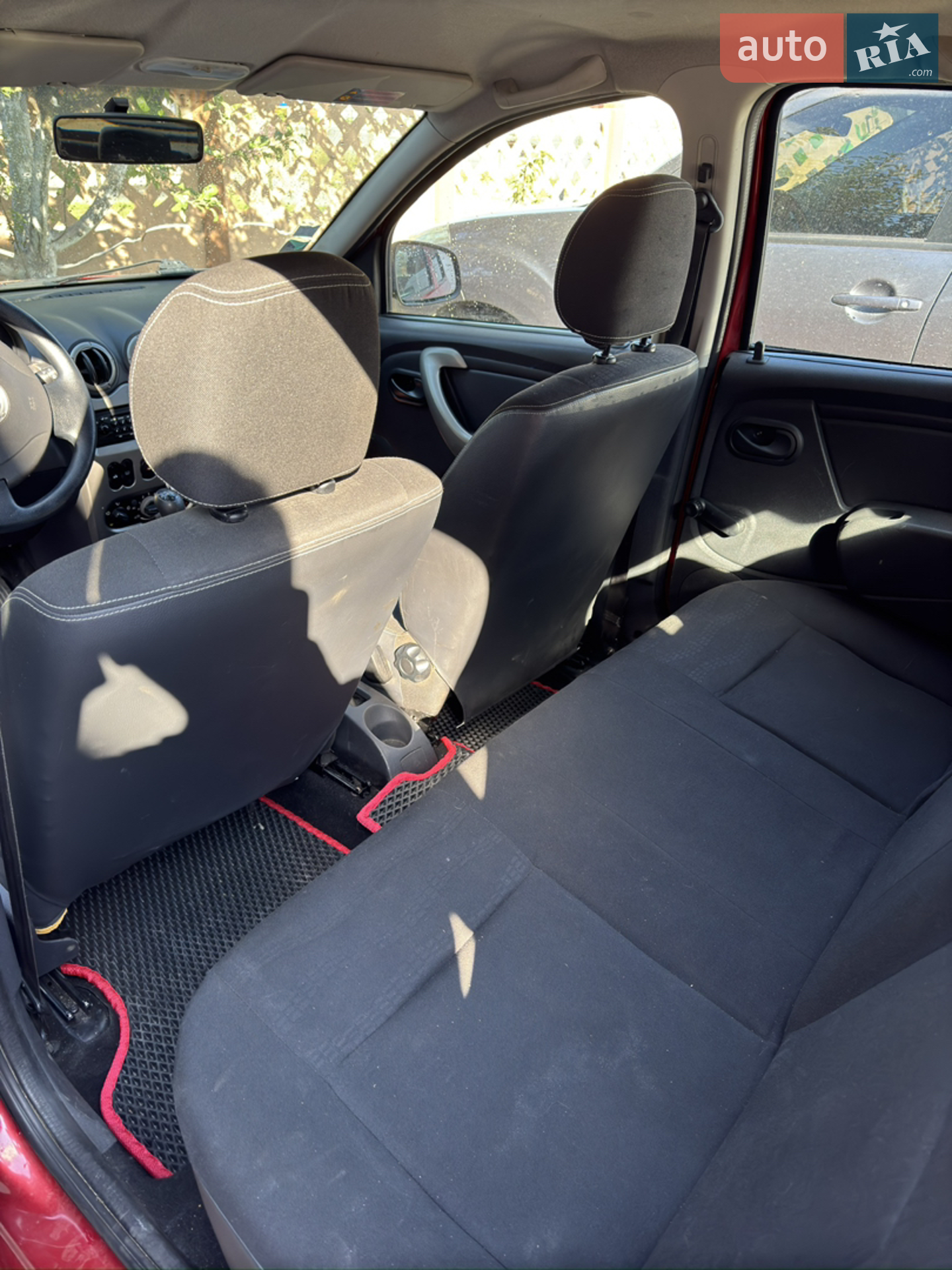 2011 Dacia Sandero - мініатюра 9