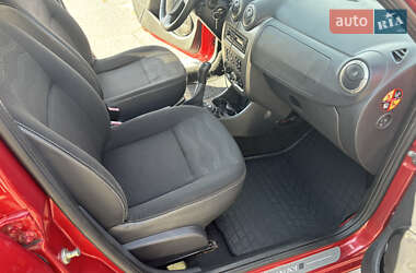 Внедорожник / Кроссовер Dacia Sandero StepWay 2011 в 