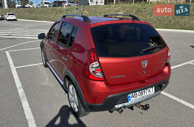 Внедорожник / Кроссовер Dacia Sandero StepWay 2011 в 