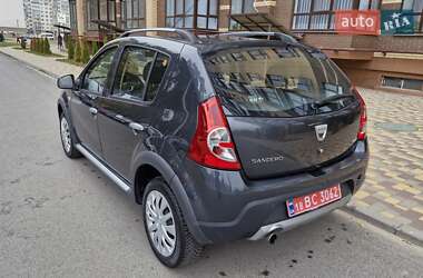 Позашляховик / Кросовер Dacia Sandero StepWay 2012 в Чернігові