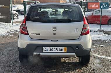 Внедорожник / Кроссовер Dacia Sandero StepWay 2010 в Виннице