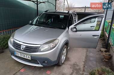 Внедорожник / Кроссовер Dacia Sandero StepWay 2010 в Бурштыне