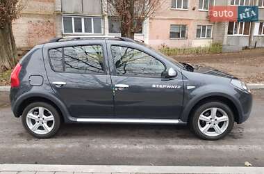 Позашляховик / Кросовер Dacia Sandero StepWay 2011 в Чернігові