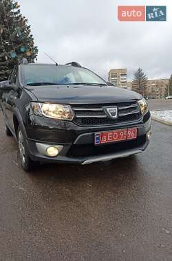 Позашляховик / Кросовер Dacia Sandero StepWay 2013 в Рівному