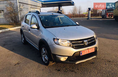 Внедорожник / Кроссовер Dacia Sandero StepWay 2014 в Ровно